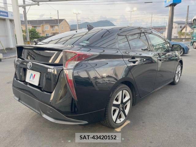 Toyota PRIUS 2016-03 393413-16
