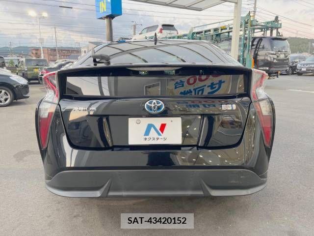 Toyota PRIUS 2016-03 393413-14