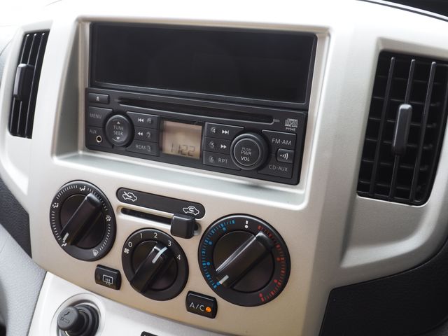 Nissan NV200 VANETTE WAGON 2015-07 10001-16