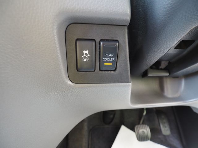 Nissan NV200 VANETTE WAGON 2015-07 10001-13