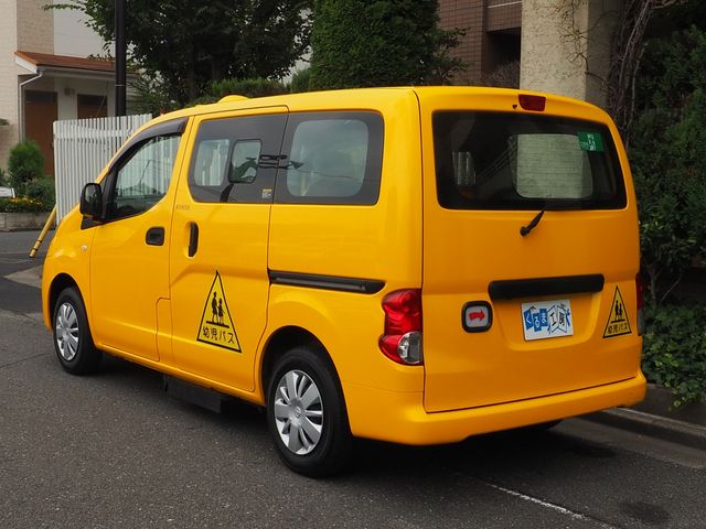 Nissan NV200 VANETTE WAGON 2015-07 10001-21