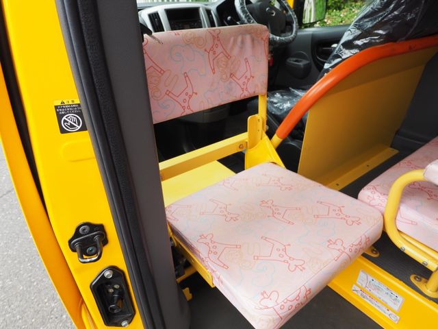 Nissan NV200 VANETTE WAGON 2015-07 10001-3