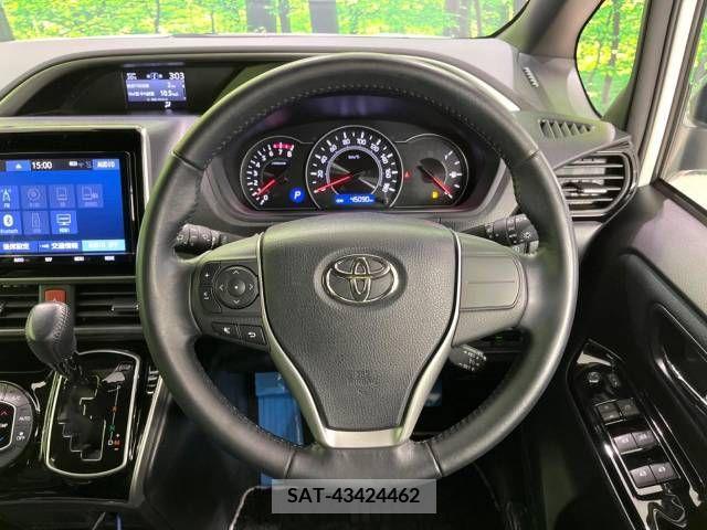 Toyota VOXY 2019-01 378063-12