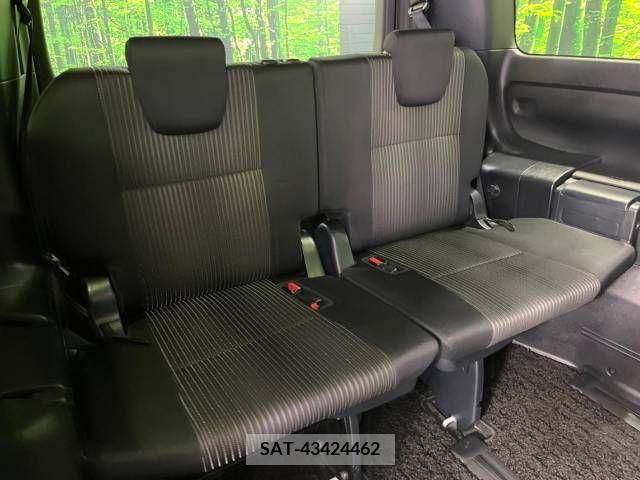 Toyota VOXY 2019-01 378063-10