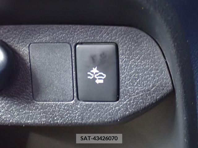 Toyota VITZ 2017-07 204720-12
