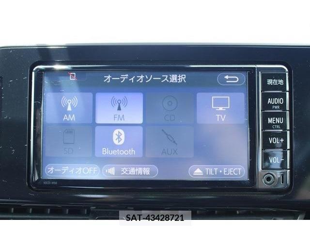 Toyota C-HR 2017-05 357857-2