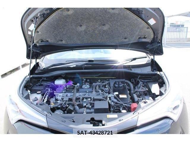Toyota C-HR 2017-05 357857-18