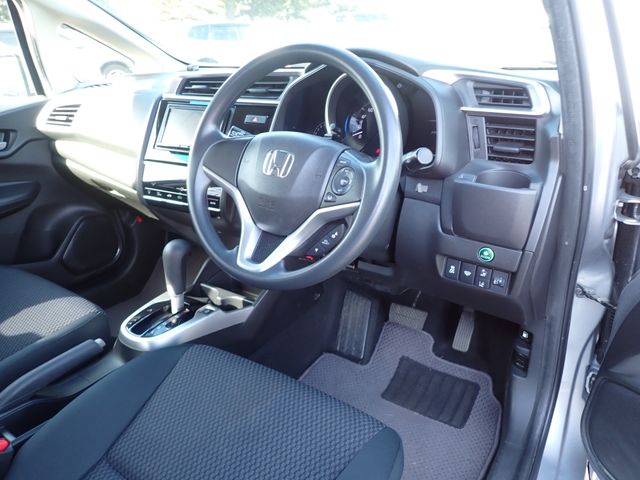 Honda FIT 2018-04 195208-1