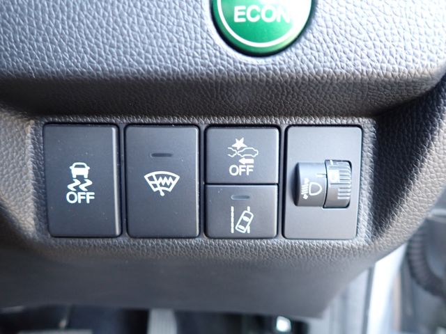 Honda FIT 2018-04 195208-8
