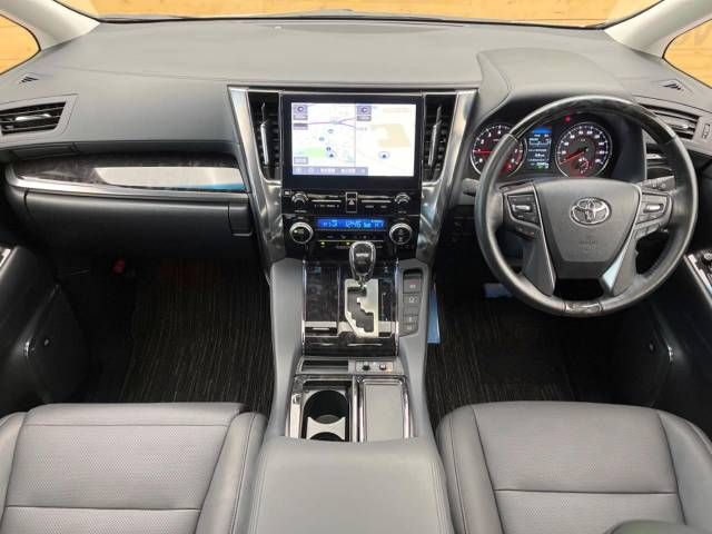 Toyota ALPHARD 2022-05 186005-1