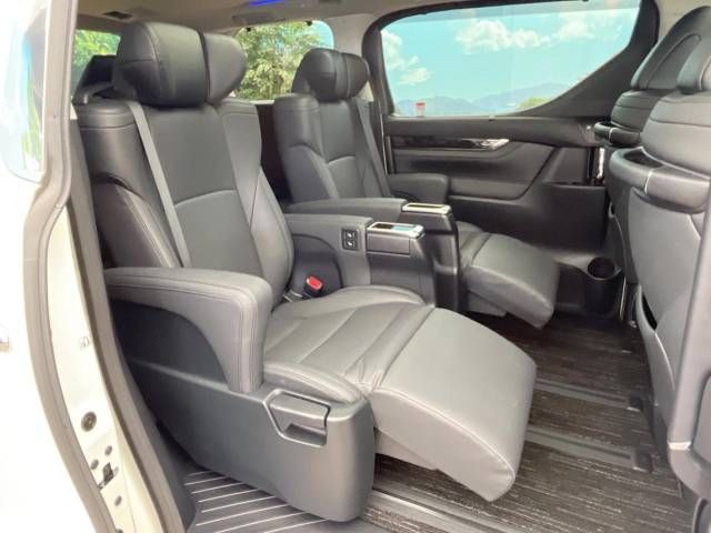 Toyota ALPHARD 2022-05 186005-9