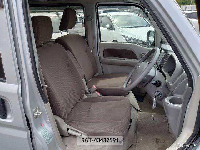Suzuki EVERY 2019-05 297394-5