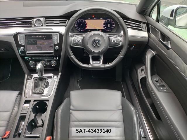 VolksWagen PASSAT VARIANT 2017-03 298517-17