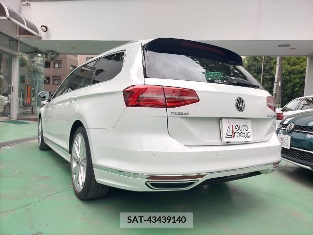 VolksWagen PASSAT VARIANT 2017-03 298517-8