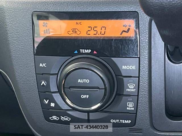 Suzuki SPACIA 2013-09 336846-7