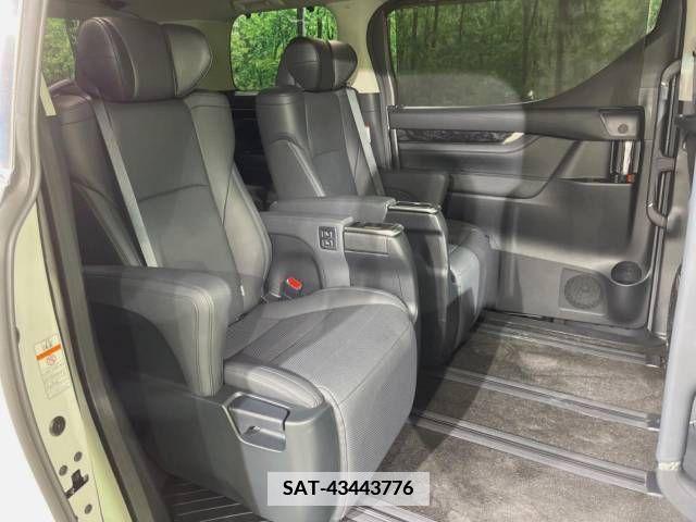 Toyota ALPHARD 2021-08 355580-7