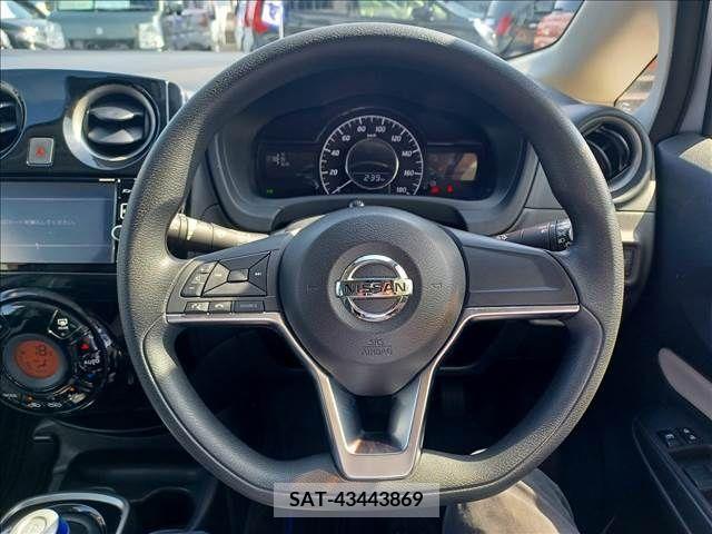 Nissan NOTE 2017-03 246372-15