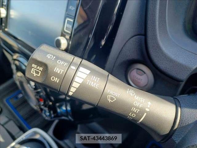 Nissan NOTE 2017-03 246372-18
