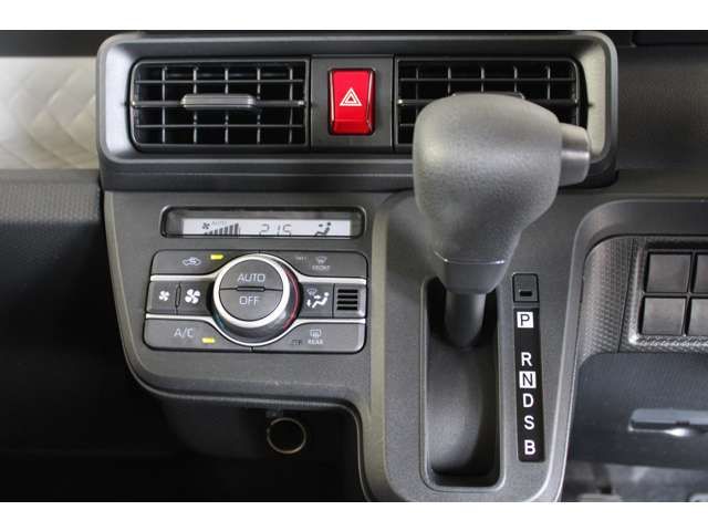 Daihatsu TANTO 2021-08 5198-8