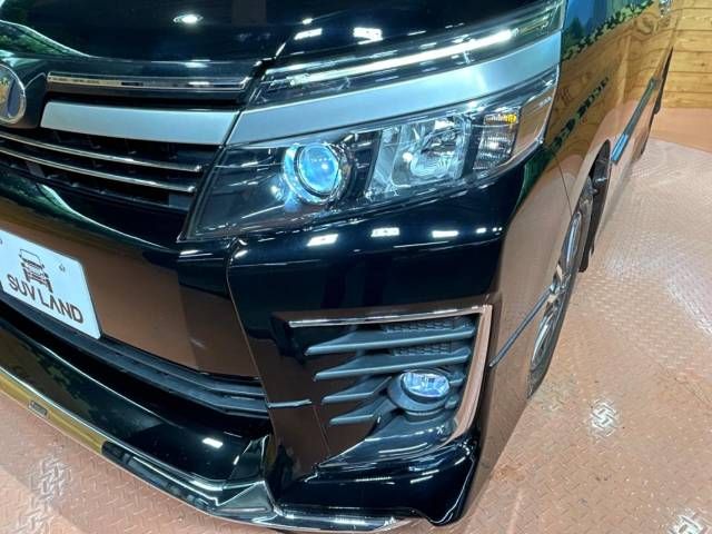 Toyota VOXY 2016-09 189672-13