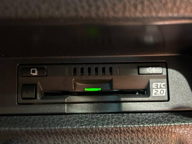 Toyota VOXY 2016-09 189672-6