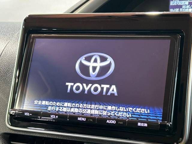 Toyota VOXY 2016-09 189672-2