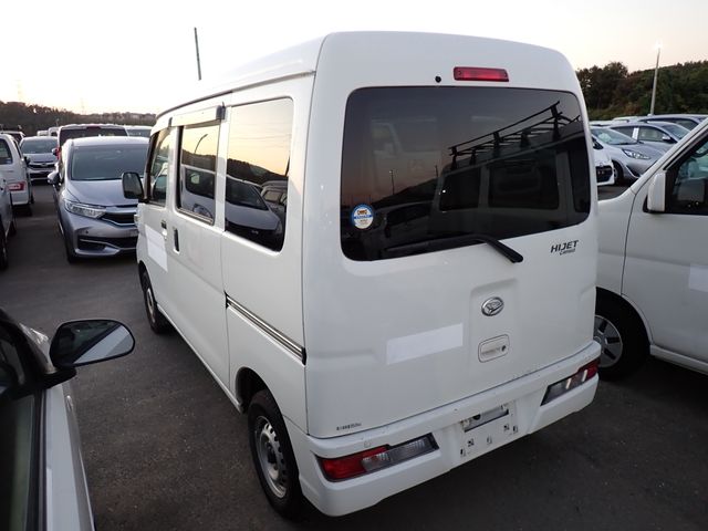 Daihatsu HIJET CARGO 2018-10 187731-7