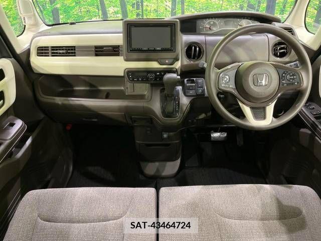 Honda N BOX 2022-12 241669-1
