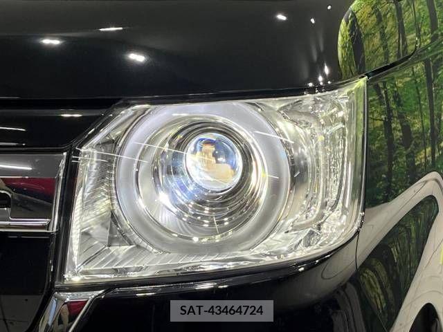 Honda N BOX 2022-12 241669-12