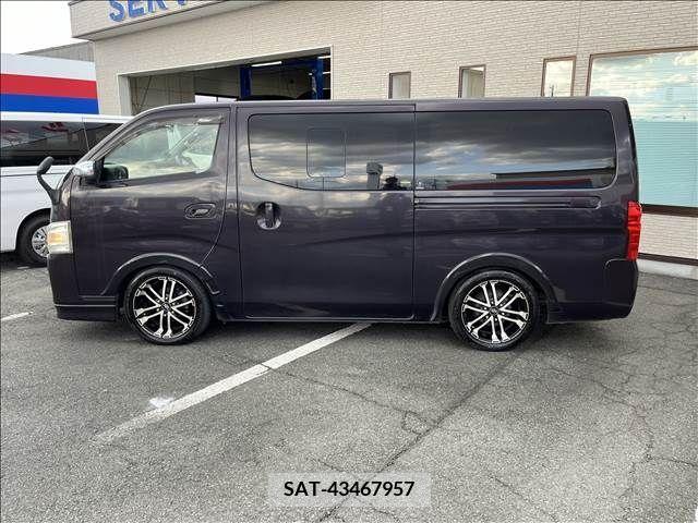 Nissan NV350 Caravan 2012-10 226846-19