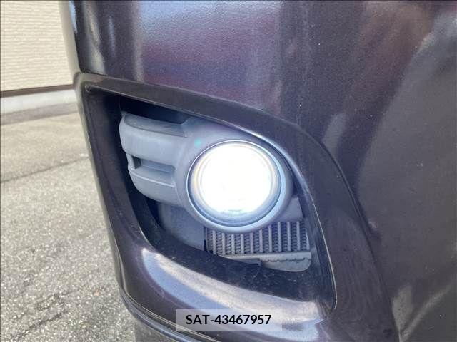 Nissan NV350 Caravan 2012-10 226846-15