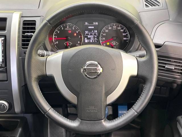 Nissan X-TRAIL 2011-06 9095-11