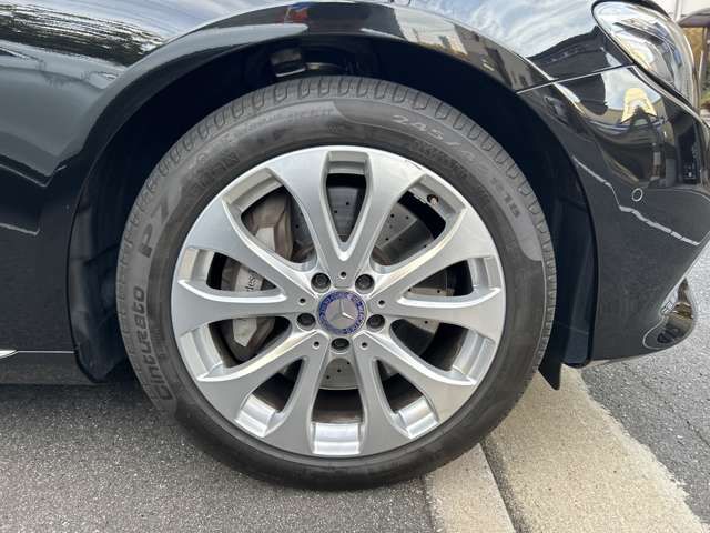 Mercedes Benz E-CLASS 2017-07 19227-5