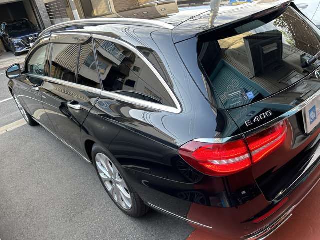 Mercedes Benz E-CLASS 2017-07 19227-11
