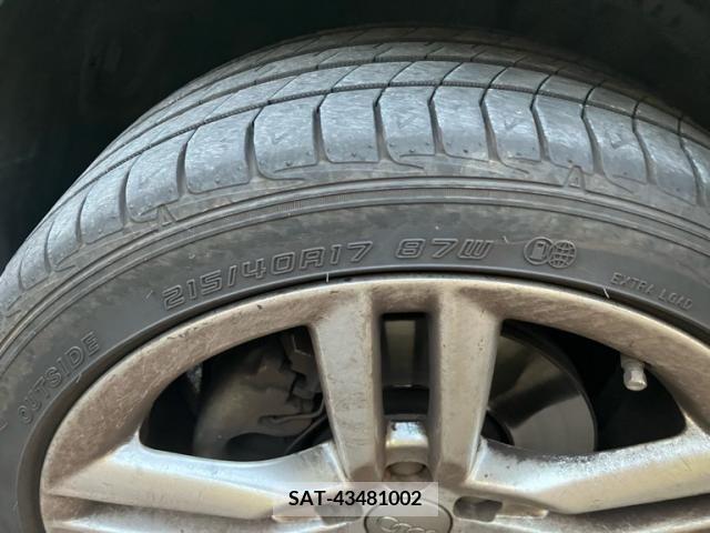 Audi A1 2013-03 389397-6