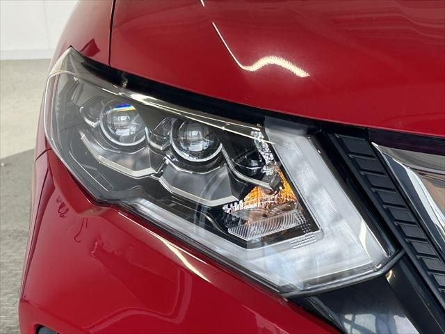 Nissan X-TRAIL 2018-11 191336-9