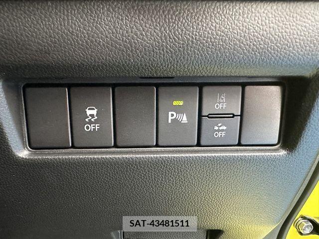 Suzuki SWIFT 2022-03 320836-14