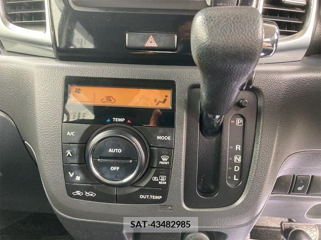 Suzuki SPACIA 2013-06 215726-9