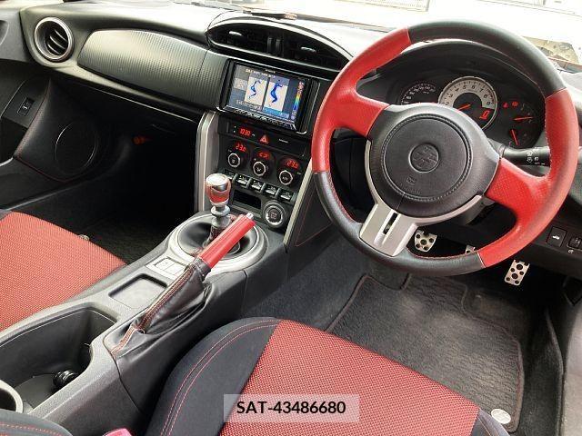 Toyota 86 2012-07 239613-1