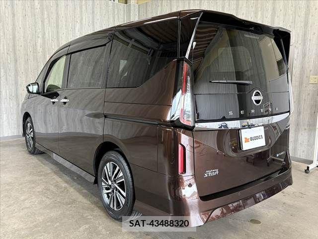 Nissan SERENA 2023-08 344202-12