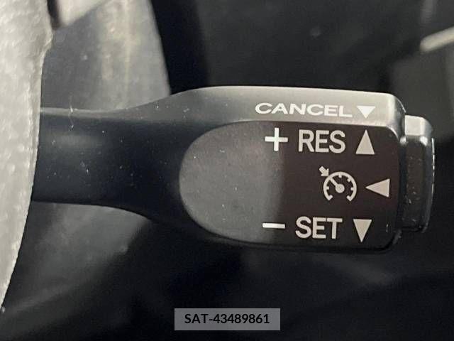 Toyota ROOMY 2018-03 311060-8
