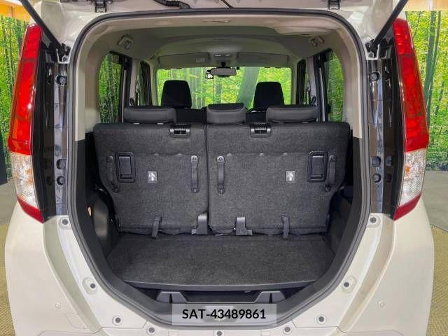 Toyota ROOMY 2018-03 311060-13