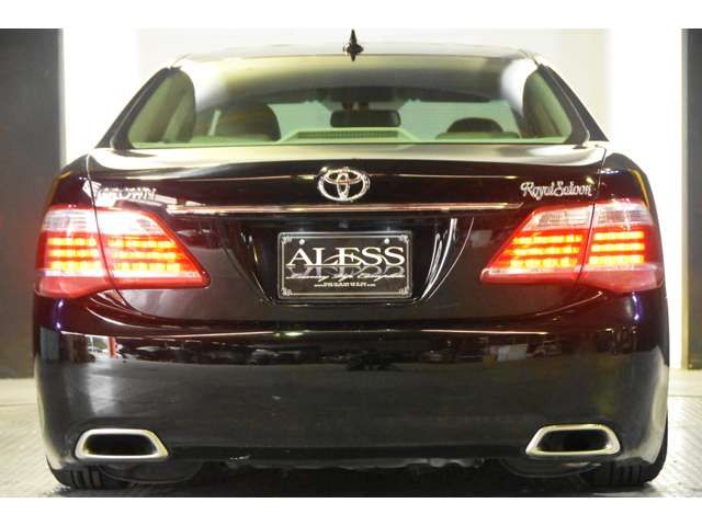 Toyota CROWN SEDAN 2011-02 13344-9