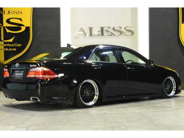 Toyota CROWN SEDAN 2011-02 13344-2