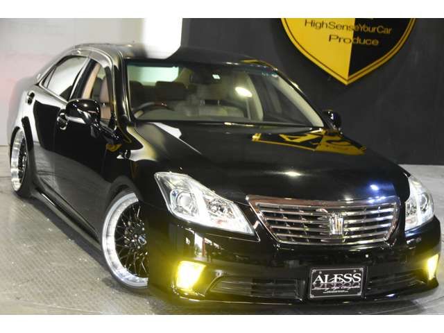 Toyota CROWN SEDAN 2011-02 13344-1