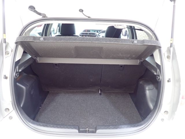 Toyota AQUA 2015-08 17360-12