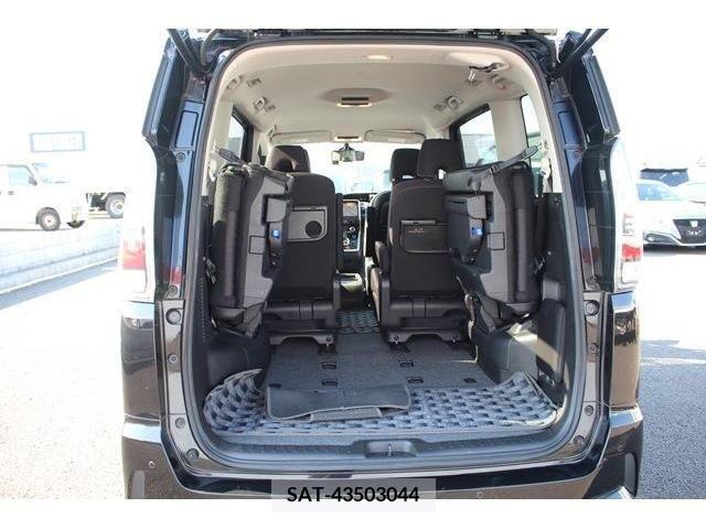 Nissan SERENA 2018-07 284243-18