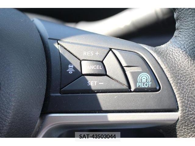 Nissan SERENA 2018-07 284243-4
