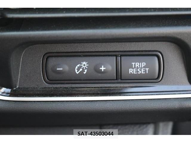 Nissan SERENA 2018-07 284243-3