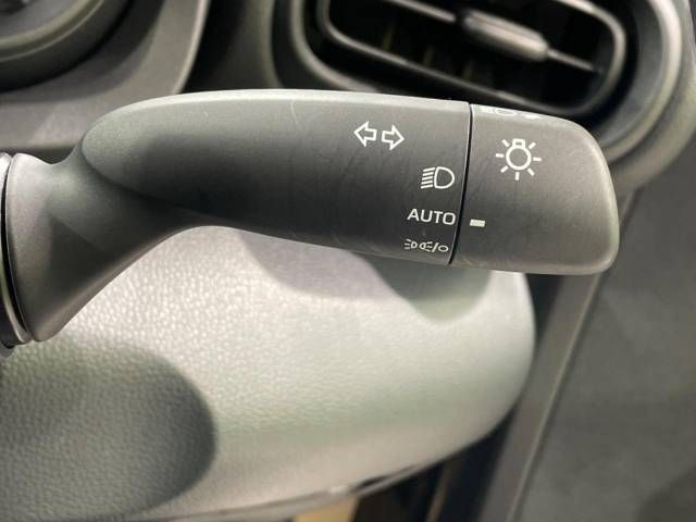 Toyota YARIS CROSS 2023-03 190964-7